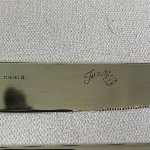 2 Fiestaware Fiesta Celebration Silverware Rainbow Flatware Knives Knife 9.25" - Picture 7 of 8